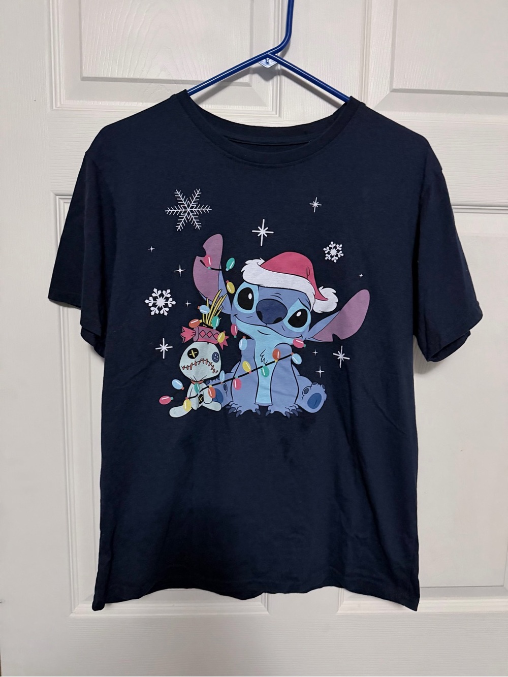 Disney Navy Blue Lilo & Stitch Holiday Tee with Pink Accents